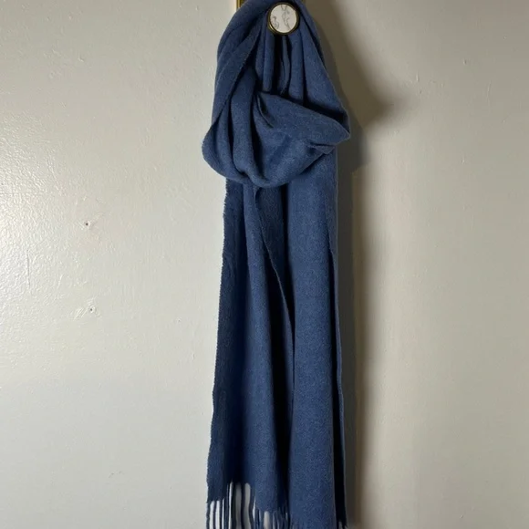 Polo Ralph Lauren Signature Embroidered Pony 100% Cashmere Blue Scarf w Fringe - Picture 6 of 10